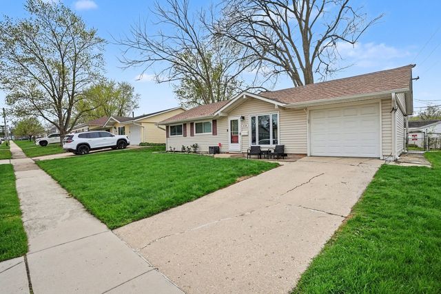 458 Berkshire Avenue, Romeoville, IL 60446