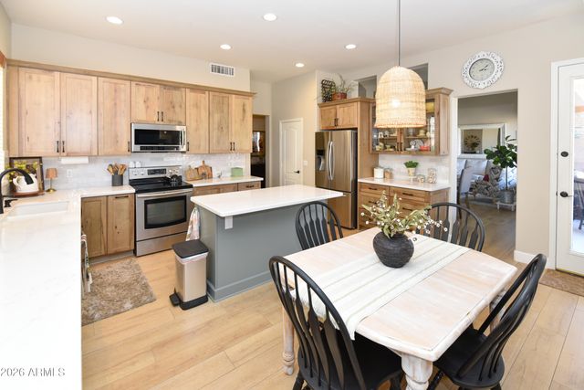 362 E HORSESHOE Avenue, Gilbert, AZ 85296