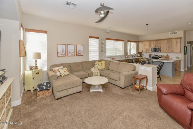 362 E HORSESHOE Avenue, Gilbert, AZ 85296