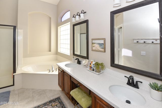 362 E HORSESHOE Avenue, Gilbert, AZ 85296