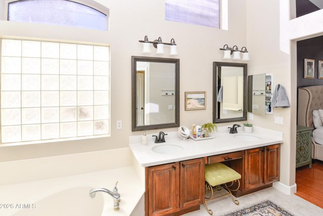 362 E HORSESHOE Avenue, Gilbert, AZ 85296