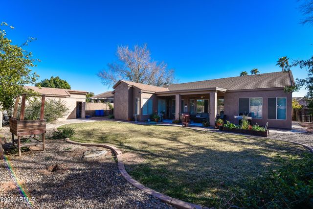 362 E HORSESHOE Avenue, Gilbert, AZ 85296