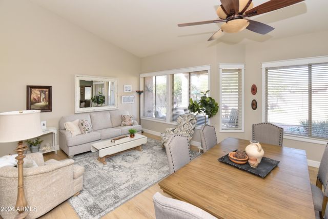 362 E HORSESHOE Avenue, Gilbert, AZ 85296