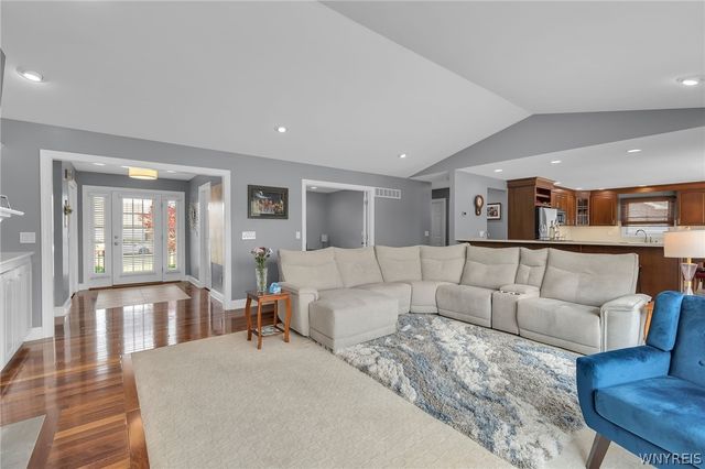 3921 Wildwing Drive, Wheatfield, NY 14120