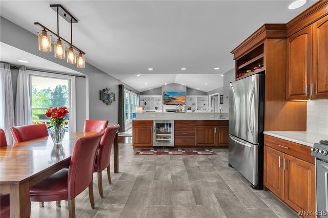 3921 Wildwing Drive, Wheatfield, NY 14120