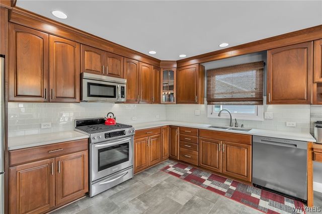 3921 Wildwing Drive, Wheatfield, NY 14120