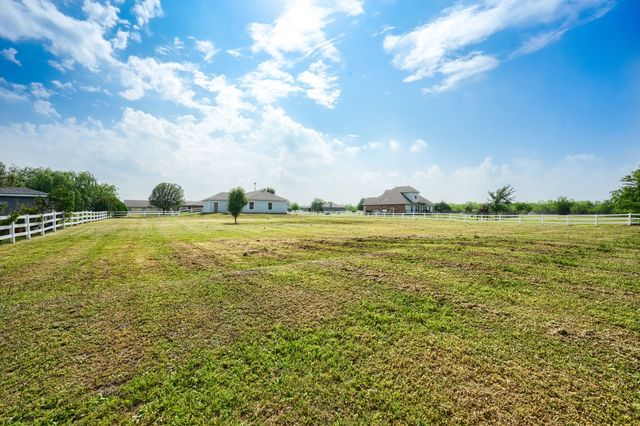 15396 Saddle Ridge Circle, Terrell, TX 75160