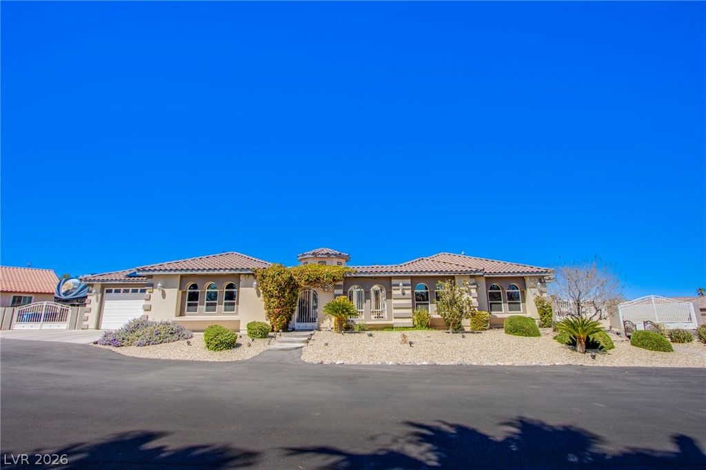 8965 South Tenaya Way, Las Vegas, NV 89113