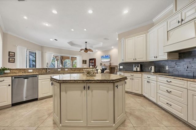 793 VANDERBILT DRIVE, Nokomis, FL 34275