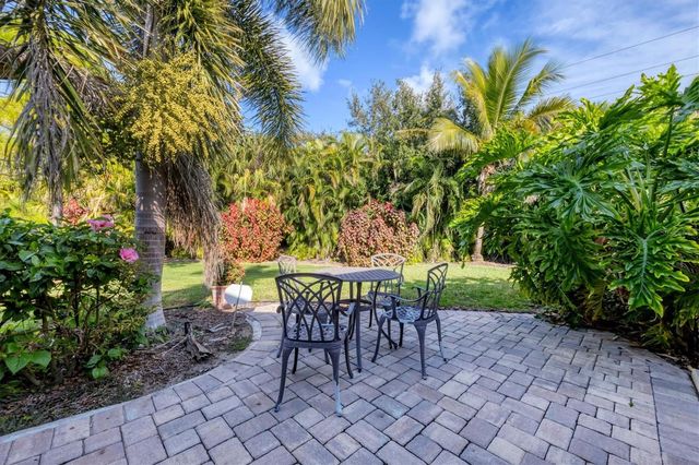 793 VANDERBILT DRIVE, Nokomis, FL 34275