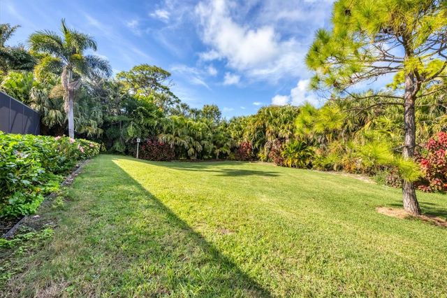 793 VANDERBILT DRIVE, Nokomis, FL 34275