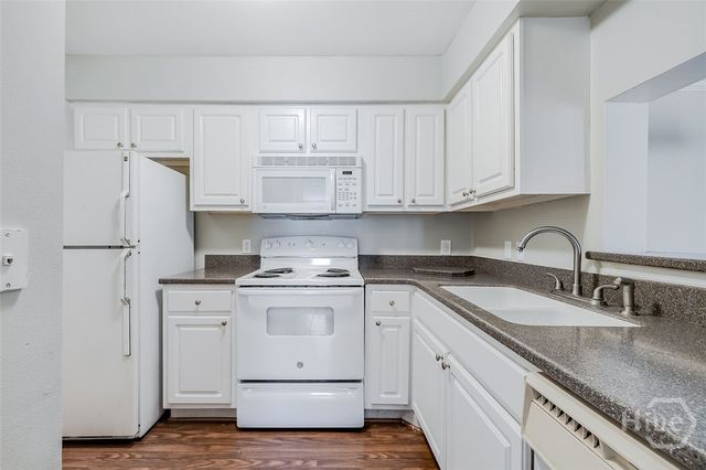 12300 Apache Avenue 307, Savannah, GA 31419