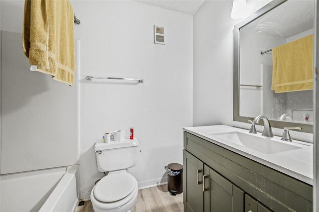 3921 SW 34TH STREET 208, Gainesville, FL 32608