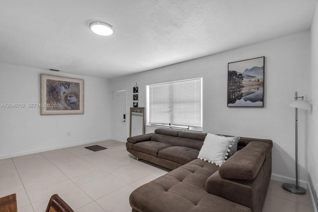 801 NW 17th Court, Miami, FL 33125