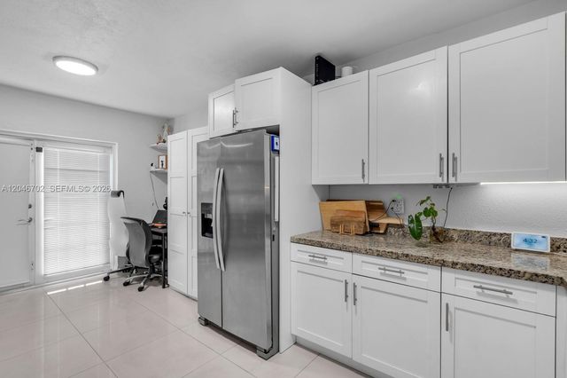 801 NW 17th Court, Miami, FL 33125