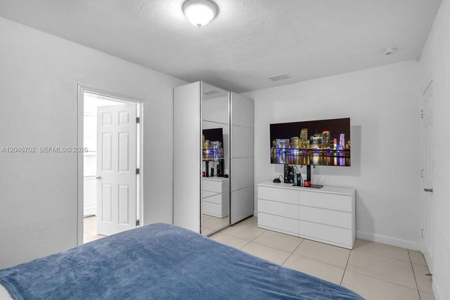801 NW 17th Court, Miami, FL 33125