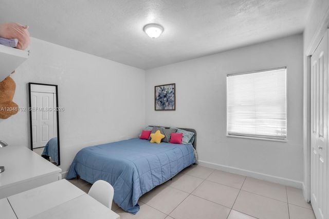 801 NW 17th Court, Miami, FL 33125