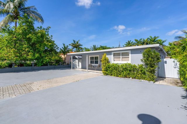 801 NW 17th Court, Miami, FL 33125