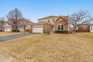 10780 Santa Fe Trail, Huntley, IL 60142