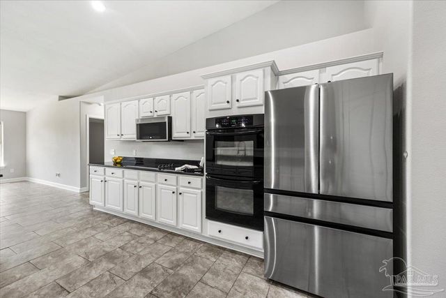 6677 Admiral St, Navarre, FL 32566