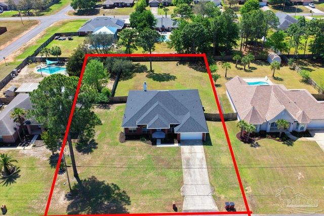 6677 Admiral St, Navarre, FL 32566