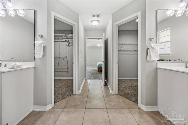 6677 Admiral St, Navarre, FL 32566