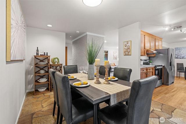 20614 4th Avenue SW, Normandy Park, WA 98166