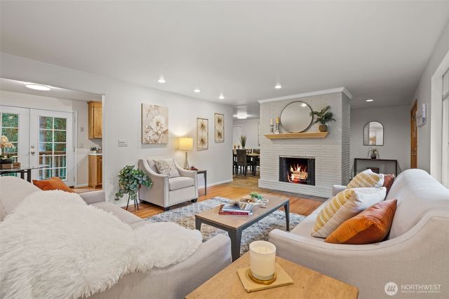 20614 4th Avenue SW, Normandy Park, WA 98166