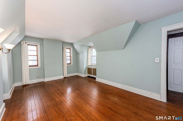 42 Oregon Avenue, East Haven, CT 06512