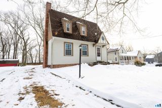 42 Oregon Avenue, East Haven, CT 06512