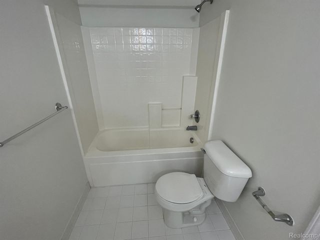 28373 CARLTON WAY Drive, Novi, MI 48377