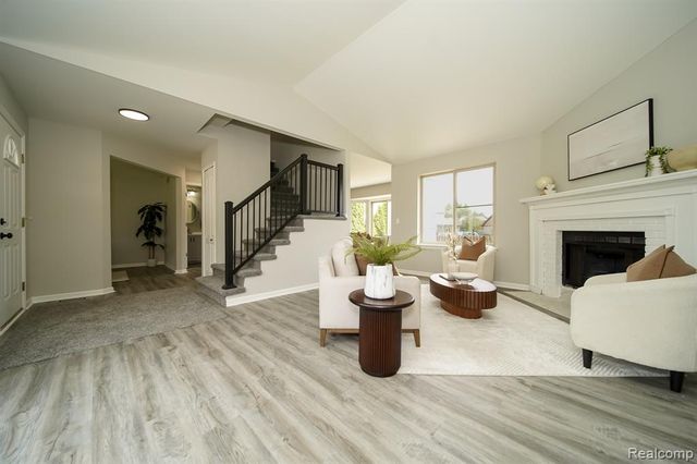 27271 Sparrow Court, New Baltimore, MI 48051