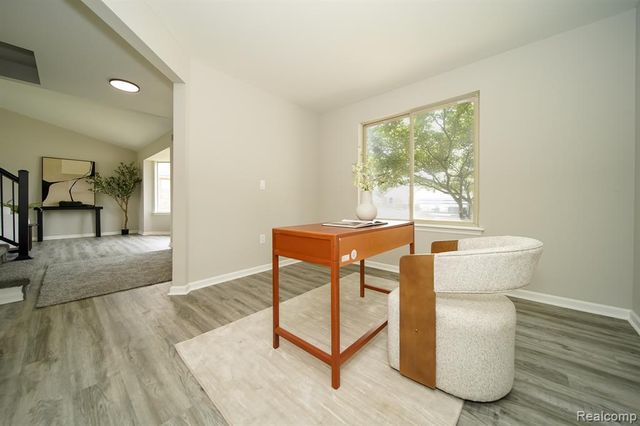27271 Sparrow Court, New Baltimore, MI 48051