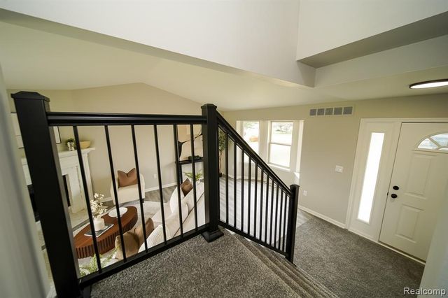 27271 Sparrow Court, New Baltimore, MI 48051