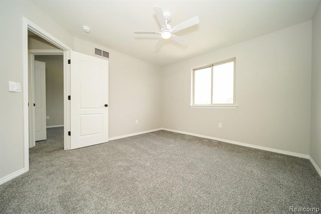 27271 Sparrow Court, New Baltimore, MI 48051
