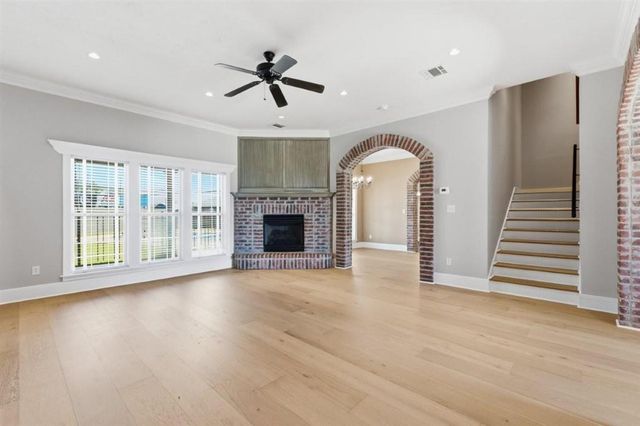 2402 Fox Hollow Street, Lake Charles, LA 70605