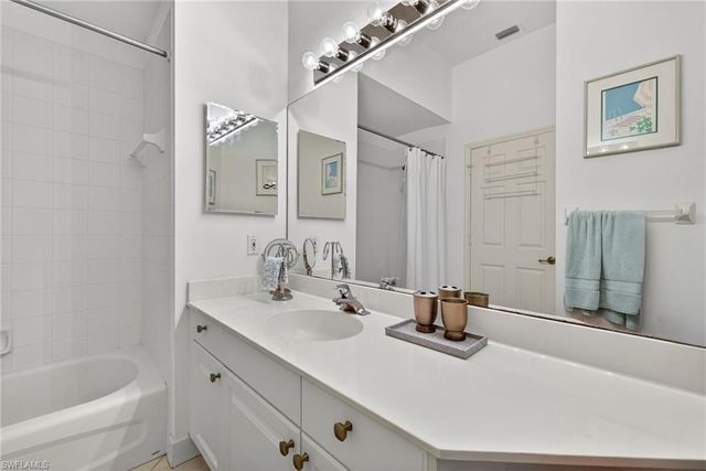 5898 Northridge DR N # A18, Naples, FL 34110