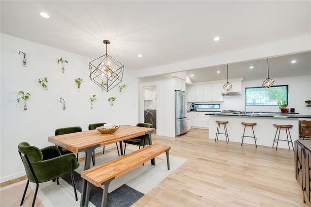 2111 Teakwood DR, Austin, TX 78757