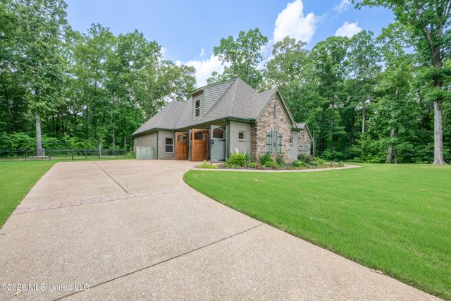 568 Woodford Cove, Hernando, MS 38632