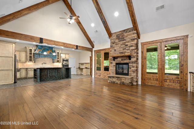 568 Woodford Cove, Hernando, MS 38632