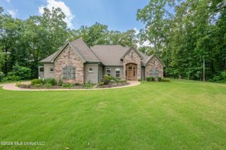 568 Woodford Cove, Hernando, MS 38632
