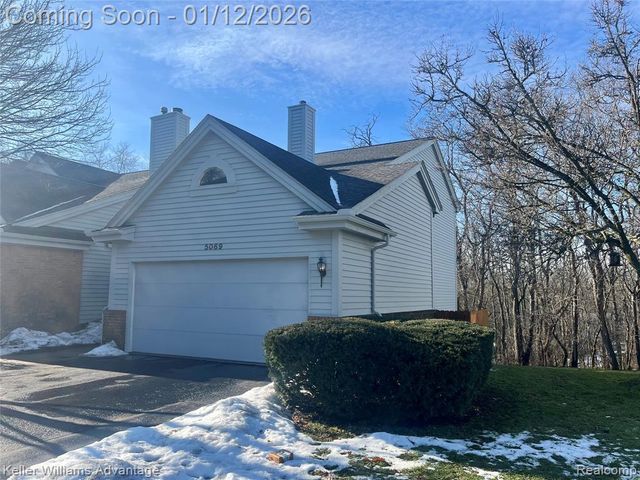 5069 Timberway Trail, Clarkston, MI 48346