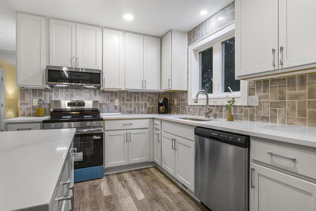 2542 Brown Deer Road, Stoughton, WI 53589