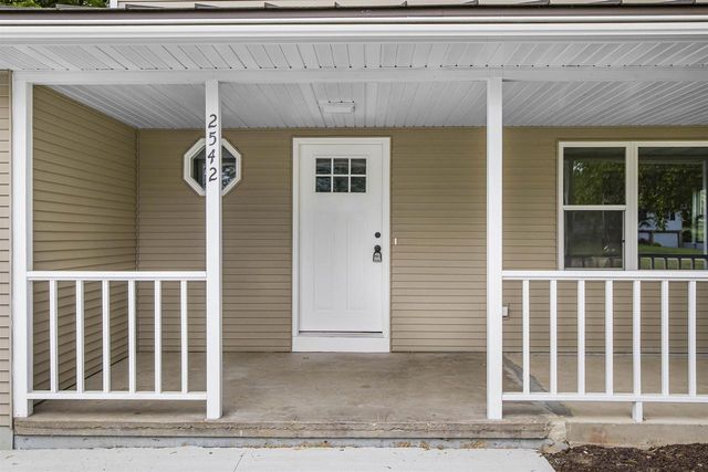 2542 Brown Deer Road, Stoughton, WI 53589