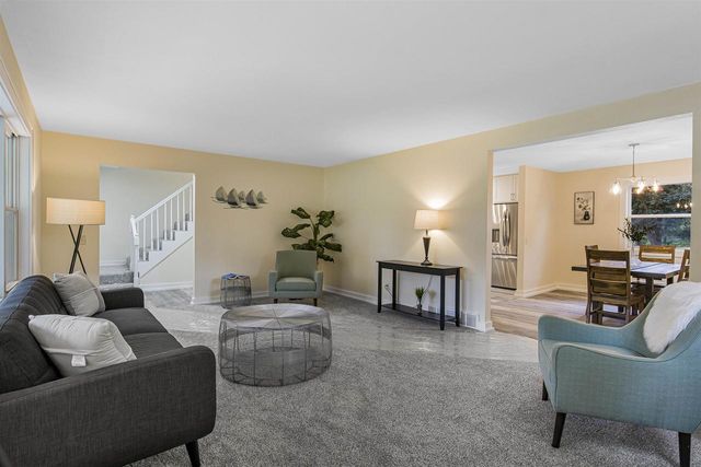2542 Brown Deer Road, Stoughton, WI 53589