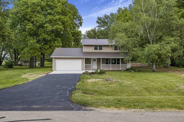 2542 Brown Deer Road, Stoughton, WI 53589