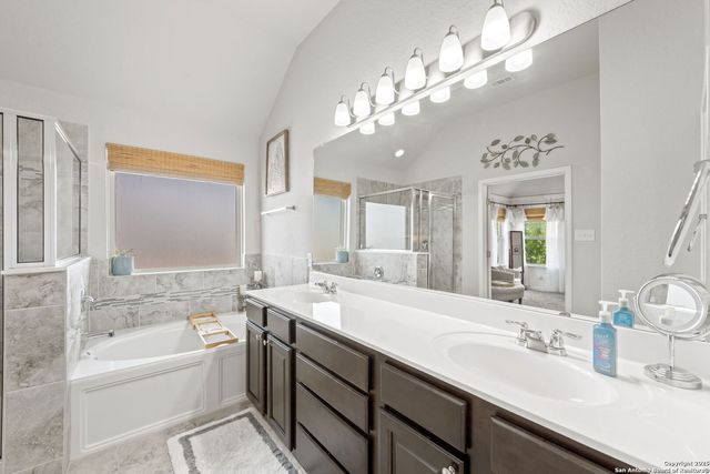 2943 Daisy Meadow, New Braunfels, TX 78130