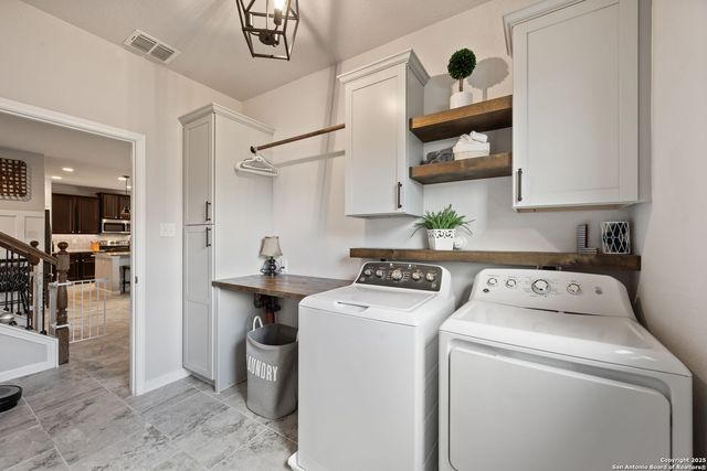 2943 Daisy Meadow, New Braunfels, TX 78130