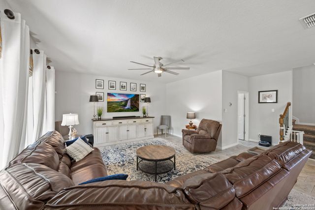 2943 Daisy Meadow, New Braunfels, TX 78130