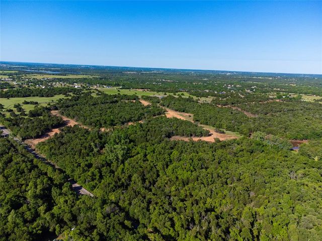678 Simpson Lane, Edmond, OK 73034